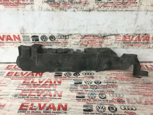 5F0853692 | Seat Leon Ön Panjur İç Braketi VAG