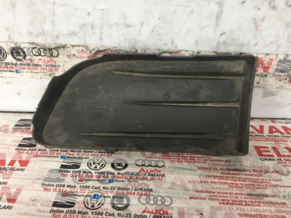 1Z0807368 | Skoda Octavia Sağ Sis Kapağı VAG