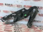 3V0807056 | Sağ Ön Tampon Braketi - 2