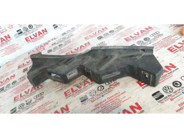 3C0807889 | VW Passat Ön Sol Tampon Bağlantı Profili VAG