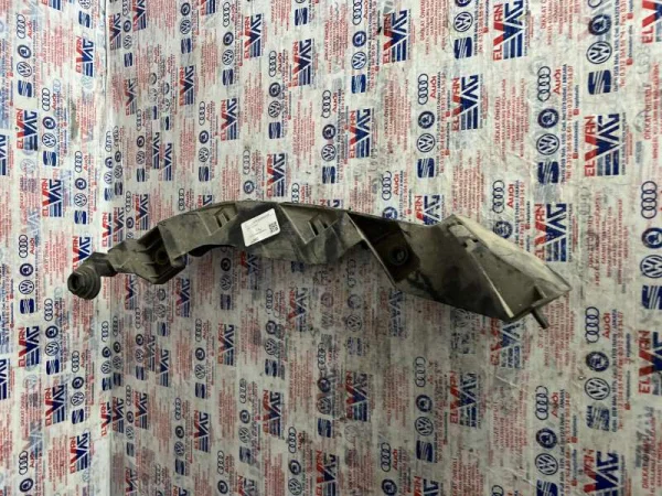 2G0805072B | VW Polo Sağ Far Alt Braketi VAG