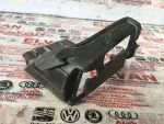 8V5807262 | Audi A3 Sağ Sis Far Braketi - 1