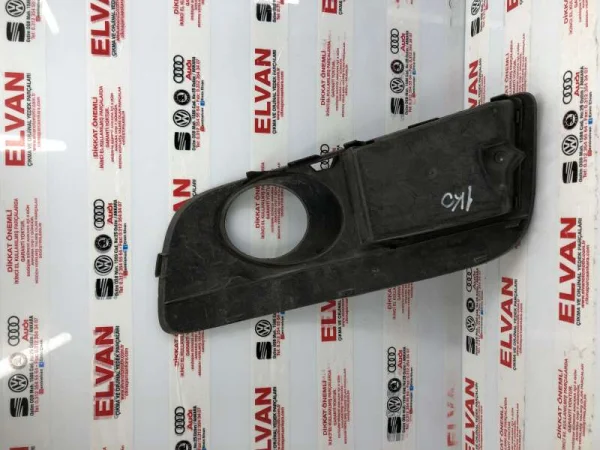 1K0853666N | VW Jetta Sağ Sis Far Izgarası VAG