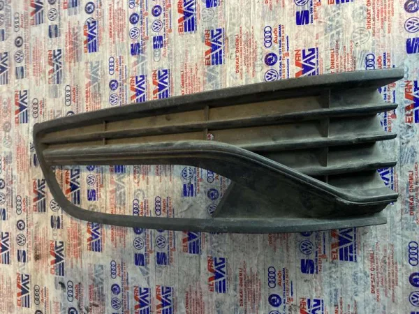 6C0853665J | VW Polo Sol Sis Far Izgarası VAG