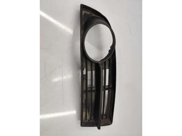1T0853665A | Sisli Sol Tampon Izgarası | VW Caddy, Touran VAG