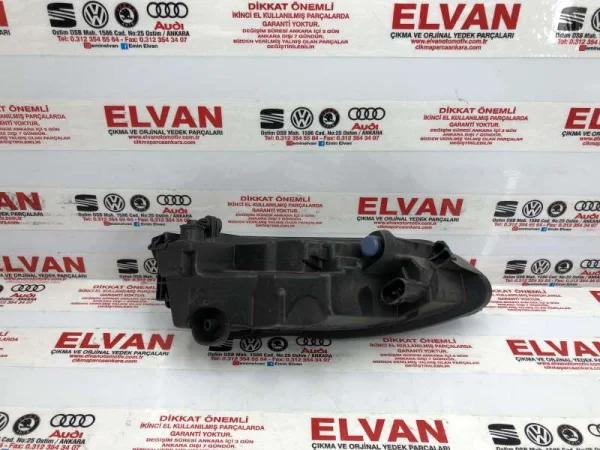 5F0941702B | Seat Leon LED Sağ Sis Farı VAG