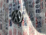6Q0853630A | VW Polo Arka Bagaj Arması - 3