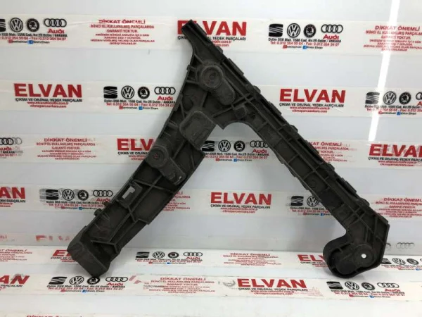 8W9807454 | Audi A4 Arka Sağ Tampon Braketi VAG
