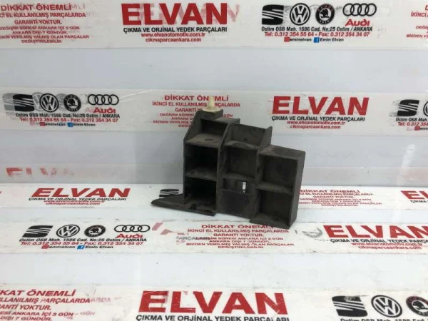 701864745 | VW Transporter Sürgülü Kapı Eşik Çerçevesi VAG