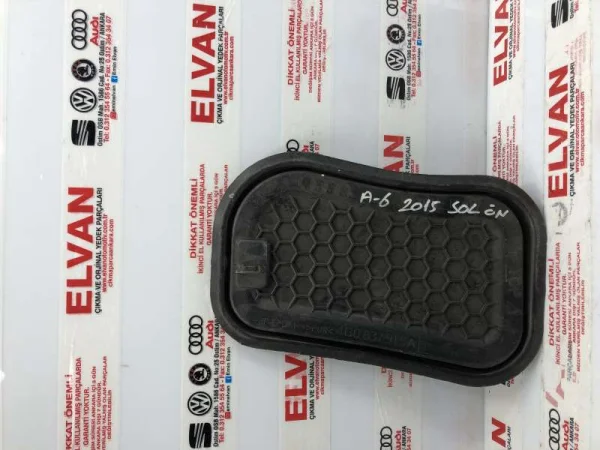 4G0837915A | Audi A6 Sol Kapı İç Sac Koruyucusu VAG