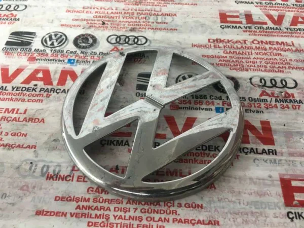 1J0853601 | VW Golf Ön Panjur Arması VAG