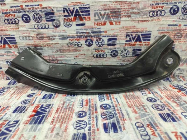 6V0805931 | Skoda Fabia Sol Far Bağlantı Sacı VAG