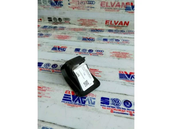 8V0887233A | Arka Koltuk Isofix Kapağı | Audi A3, RS 3 VAG