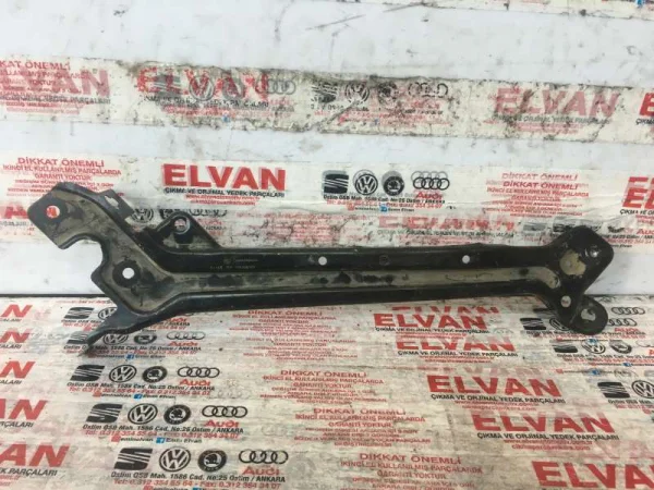 3V0806929 | Skoda Superb Sol Far Üst Sacı VAG
