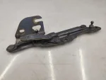 3B5827302 | Audi A4 Sağ Bagaj Kapağı Menteşesi - 1