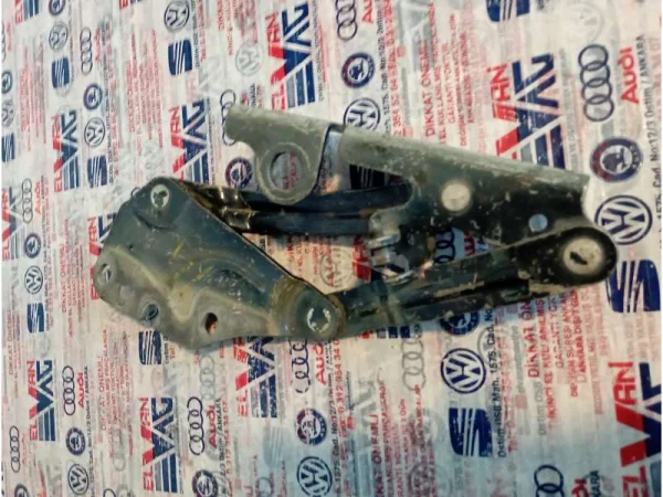 5M0823301 | VW Golf Sol Kaput Menteşesi VAG