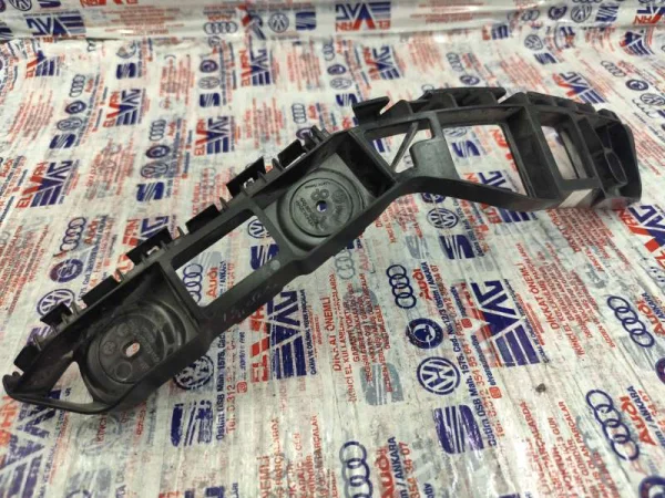 6RG807393 | VW Polo Sol Arka Tampon Braketi VAG