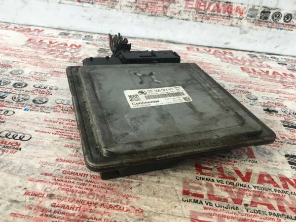 03L906023AG | Skoda Octavia Motor Beyni VAG