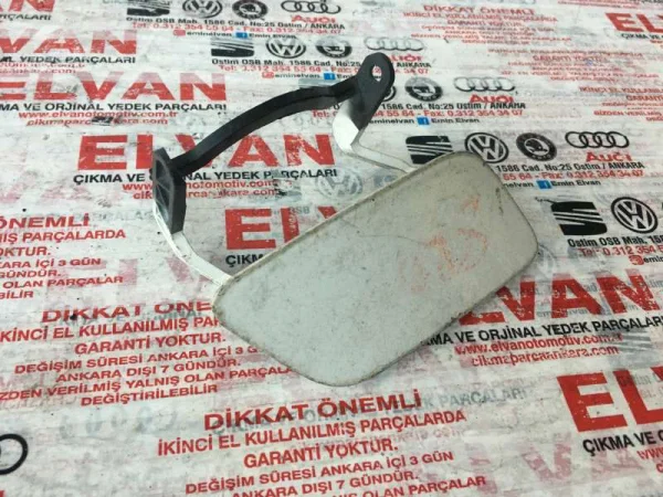 8R0955276 | Audi Q5 Sağ Far Yıkama Kapağı VAG