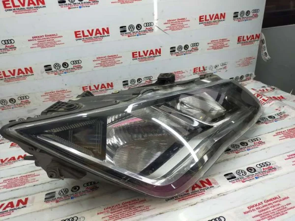 5F1941016B | Seat Leon Sağ Ön Far VAG