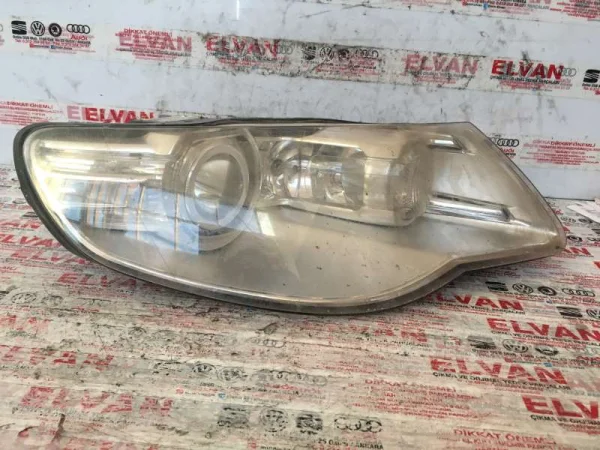 7L6941039C | VW Touareg Sol Far VAG