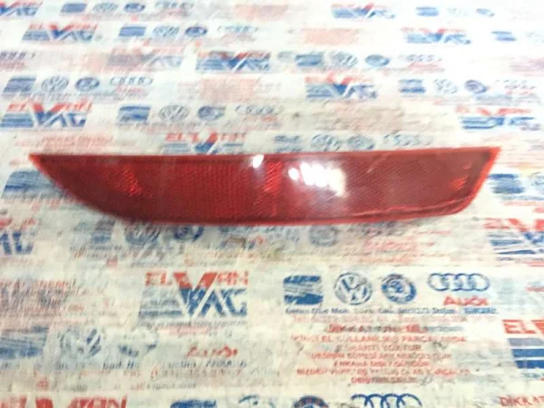 5C6945106A | VW Jetta Sağ Arka Tampon Reflektörü VAG