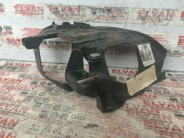 4L0941613 | Audi Q7 Sol Far Yuvası VAG