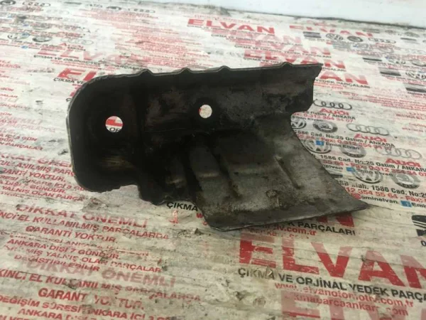 038129969 | Isı Kalkanı | VW Golf, Jetta, Polo - Audi A3 - Seat Cordoba, Ibiza VAG
