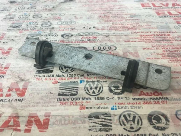 701829242 | Silecek Motoru Destek Sacı | VW Caravelle, Transporter VAG