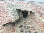 8V4864200 | Sağ Bagaj Bağlantı Braketi | Audi A3, RS 3 - 3