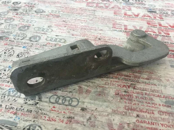 4D0823302C | Audi A8 Sağ Motor Kaput Menteşesi VAG