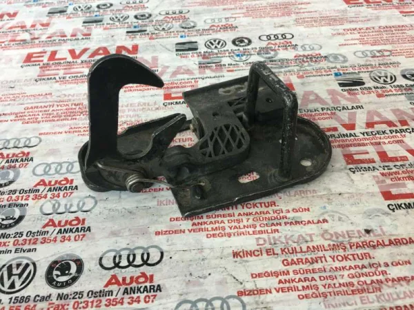 3C0823480 | VW Passat Üst Kaput Kilidi VAG