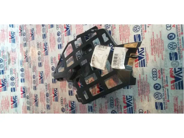 3G0807177D | VW Passat Ön Tampon İç Braketi Sol VAG