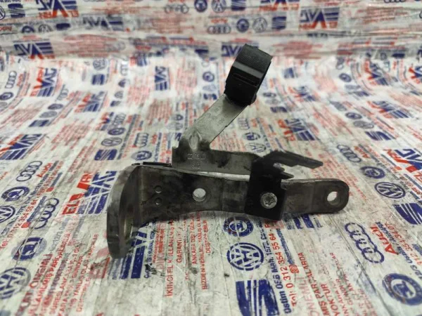 03G131529D | VW Passat Sabitleme Sacı VAG