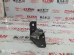 3C0810333 | VW Passat Alt Çamurluk Braketi - 1