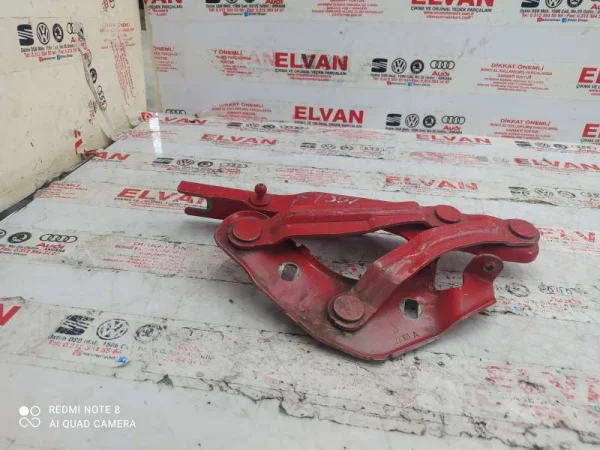 8X0823301A | Audi A1 Sol Kaput Menteşesi VAG