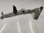 8K0821135B | Audi A4 Sol Ön Çamurluk Braketi - 3