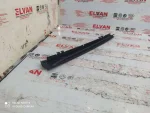 1K9839904C | VW Golf Arka Sağ Kapı Direk Çıtası - 1