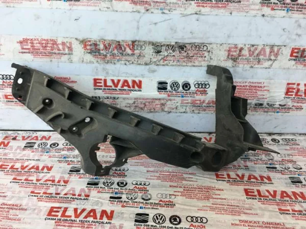 8K0805608R | Sağ Ön Far Bağlantı Ayağı VAG