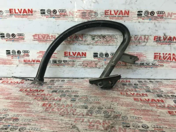 8K5827302AC | Audi A4 Bagaj Menteşesi VAG