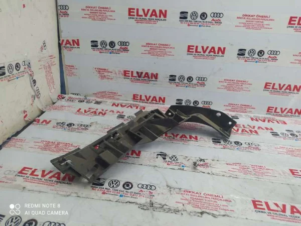 5M0807375 | VW Golf Arka Tampon Bağlantı Braketi VAG