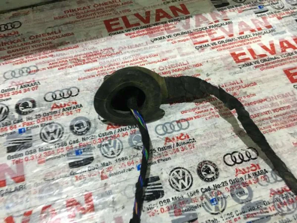 4F0971841F | Kablo Geçiş Lastiği | VW Arteon, Golf - Audi A1, A3 - Seat Ateca, Leon VAG