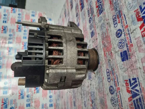 03L903023R | VW Passat Şarj Dinamosu VAG