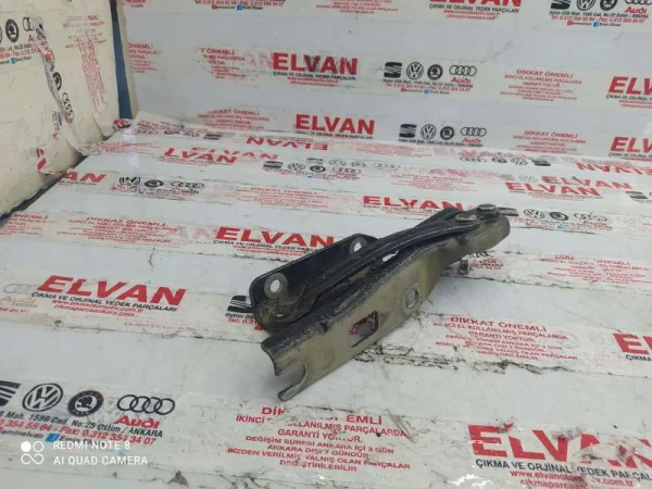 1Q0823302C | VW Eos Sağ Kaput Menteşesi VAG