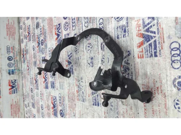 94811021101 | Porsche Cayenne Emme Manifoldu Destek Braketi VAG