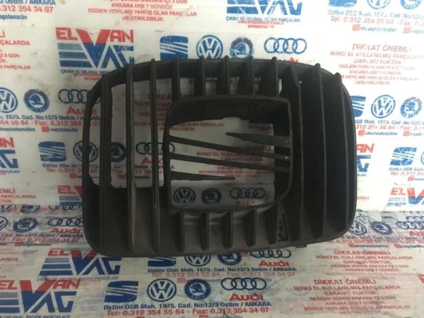 1M0853651F | Seat Toledo Ön Panjur Izgarası VAG