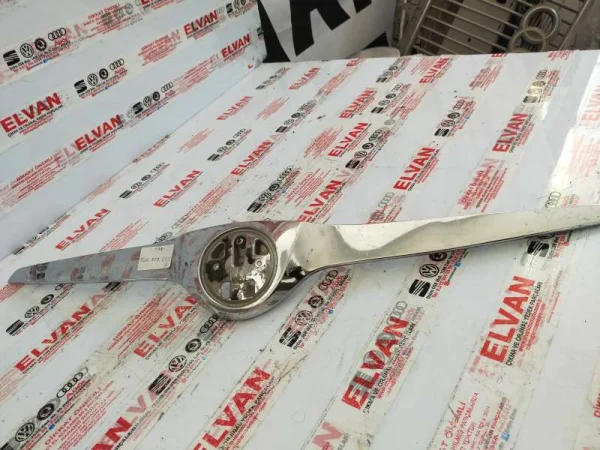 5J0853633A | Ön Panjur Üst Nikelajı | Skoda Fabia, Rapid, Roomster VAG