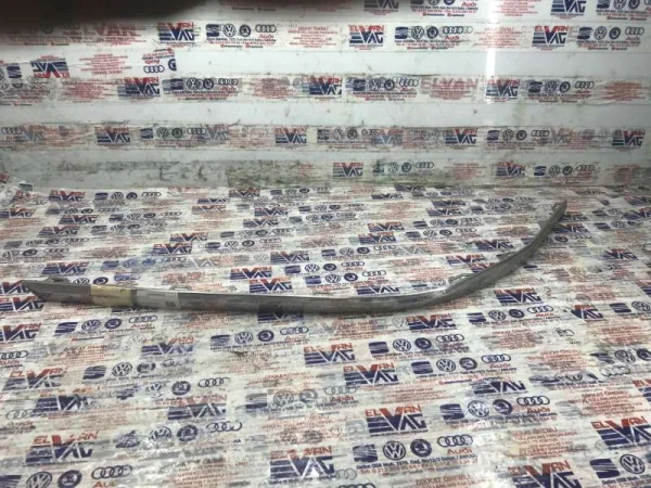 3AE807460 | VW Passat Sağ Arka Tampon Nikelajı VAG