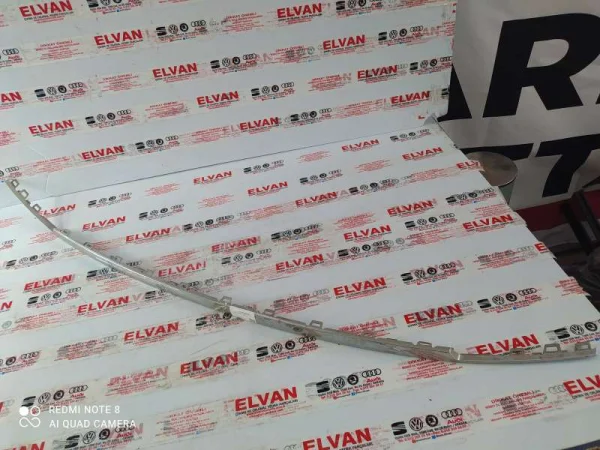 5NA853835 | VW Tiguan Arka Tampon Orta Nikelajı VAG
