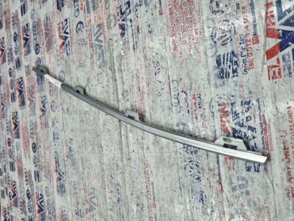 5C6853767G | Tampon Izgarası VAG